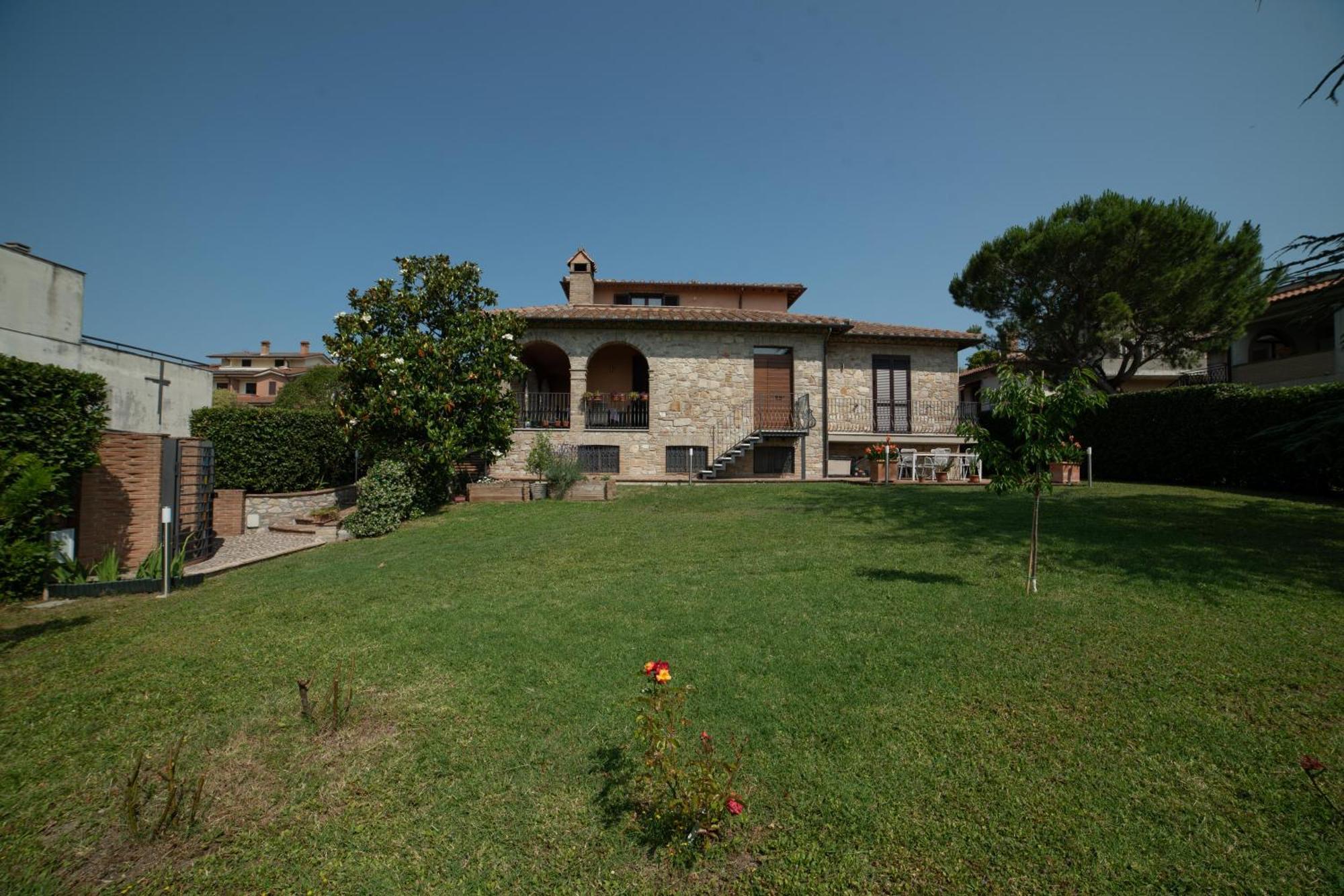 Bed and Breakfast Dolce Alba Montecastrilli Экстерьер фото